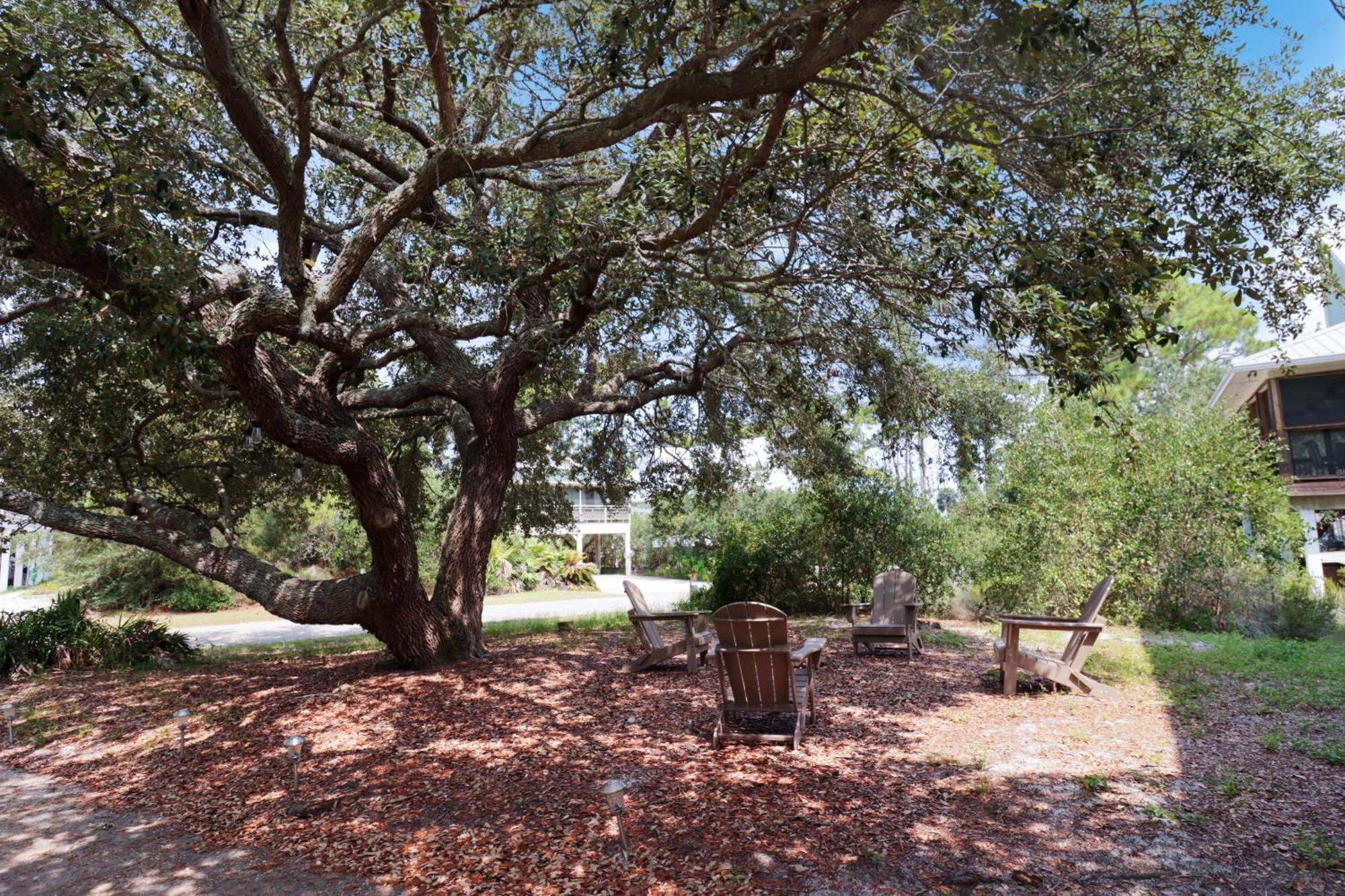 Woofs And Waves By Pristine Properties Vacation Rentals Cape San Blas Exterior photo