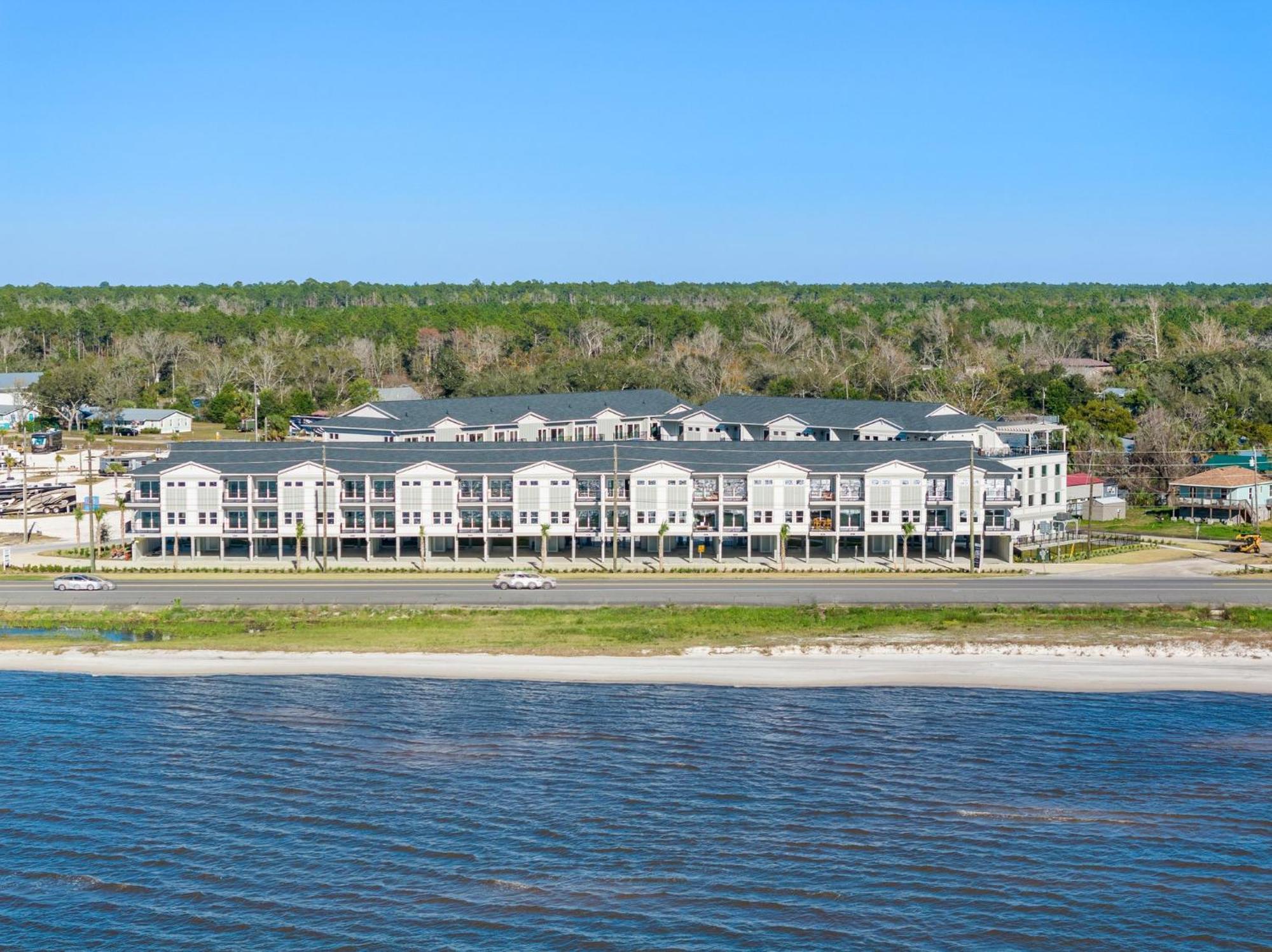 Woofs And Waves By Pristine Properties Vacation Rentals Cape San Blas Exterior photo